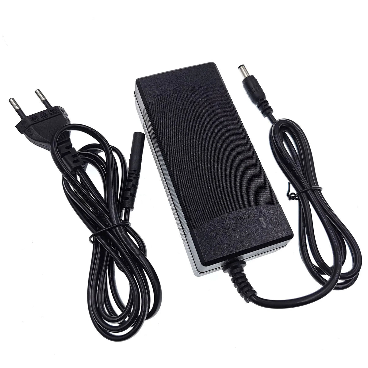Cargador de batería de 36V 2A, salida de 42V 2A, entrada de 100-240 VAC, cargador de litio Li-ion Li-poly para batería de 36V de 10 series.